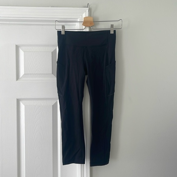 Lululemon Speed Up Crop Legging 21” - Picture 2 of 6